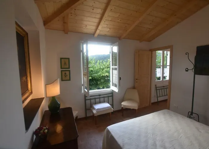 Semesterbostad Casa Di Dino Brusa La Spezia